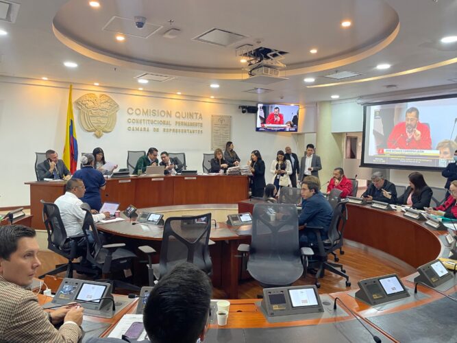 Preocupación en Comisión Quinta por el exagerado aumento del avalúo catastral