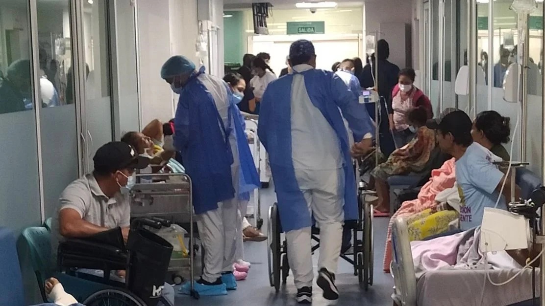 Suspensión de servicios de salud afecta a pacientes