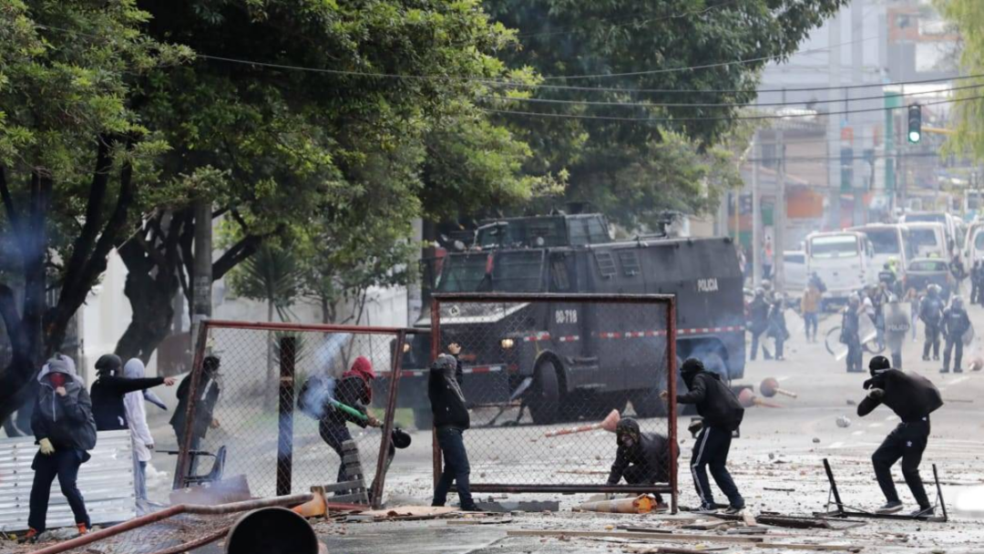 Se ‘calienta’ el debate de la ‘Ley anticapuchos’ que se tramita en la Cámara