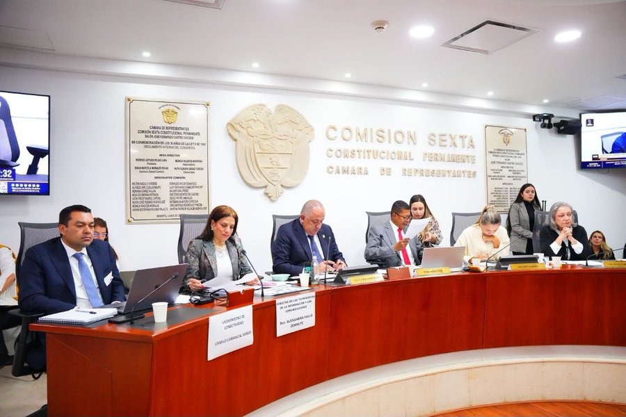 Colombia interconectada, una urgencia que reclama la Comisión Sexta al gobierno